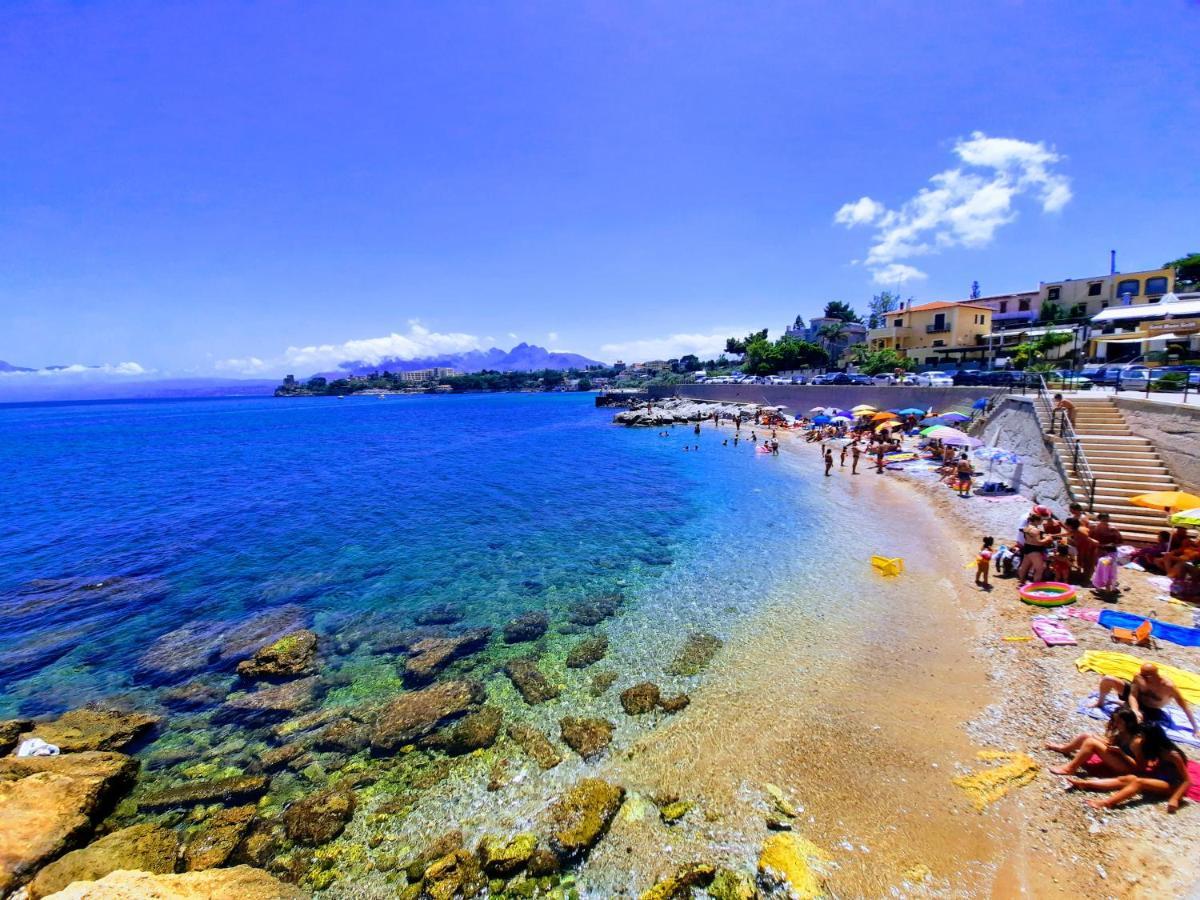 Seafront House Gabbiano Azzurro Apartment Santa Flavia Exterior photo