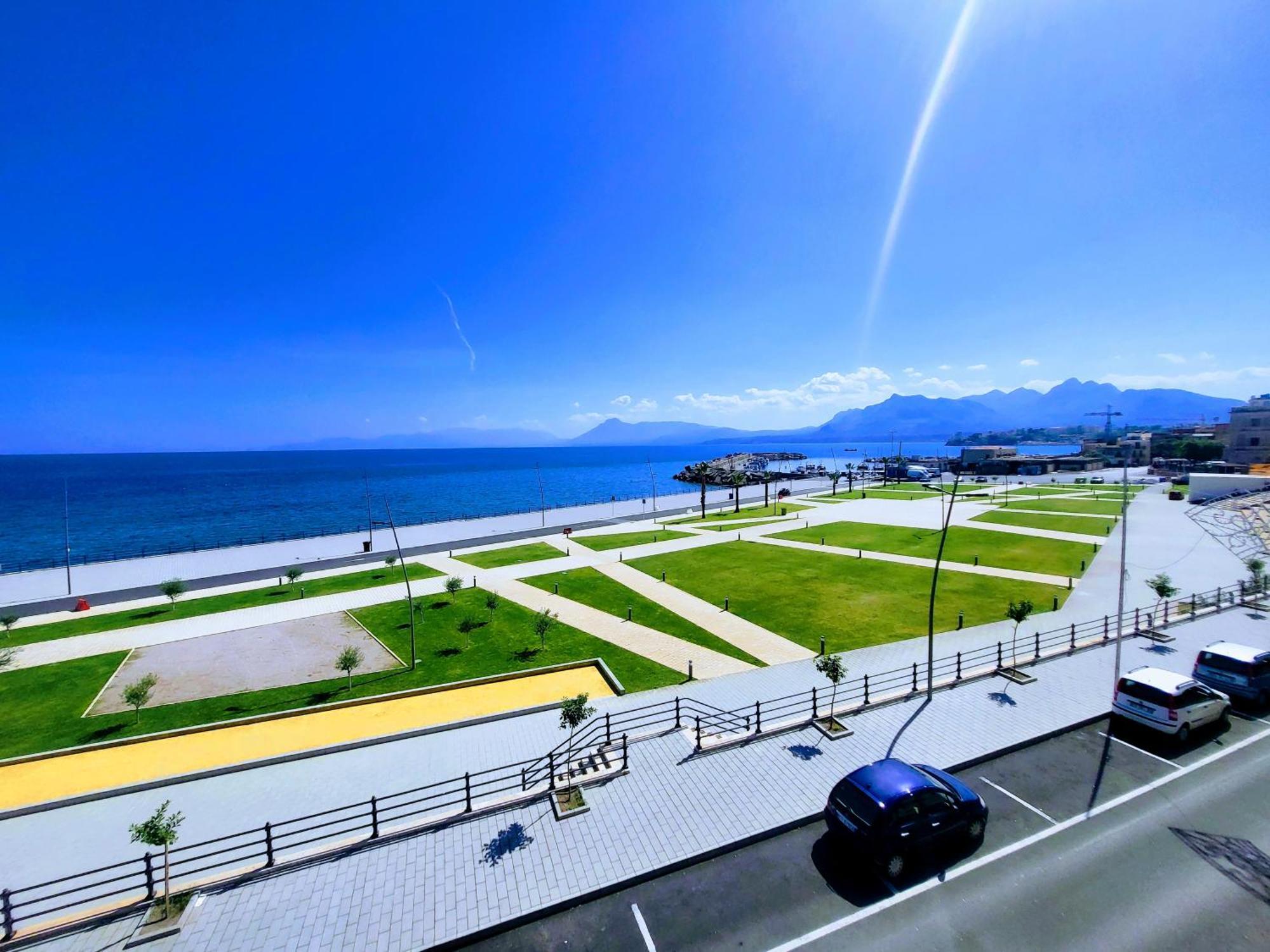 Seafront House Gabbiano Azzurro Apartment Santa Flavia Exterior photo